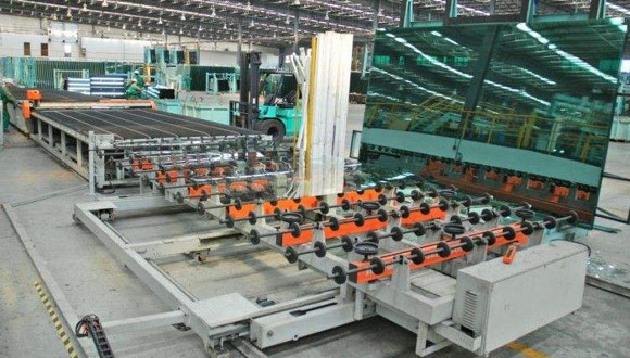 東莞手機鋼化膜玻璃開料機91大香蕉视频APP网站專業維修